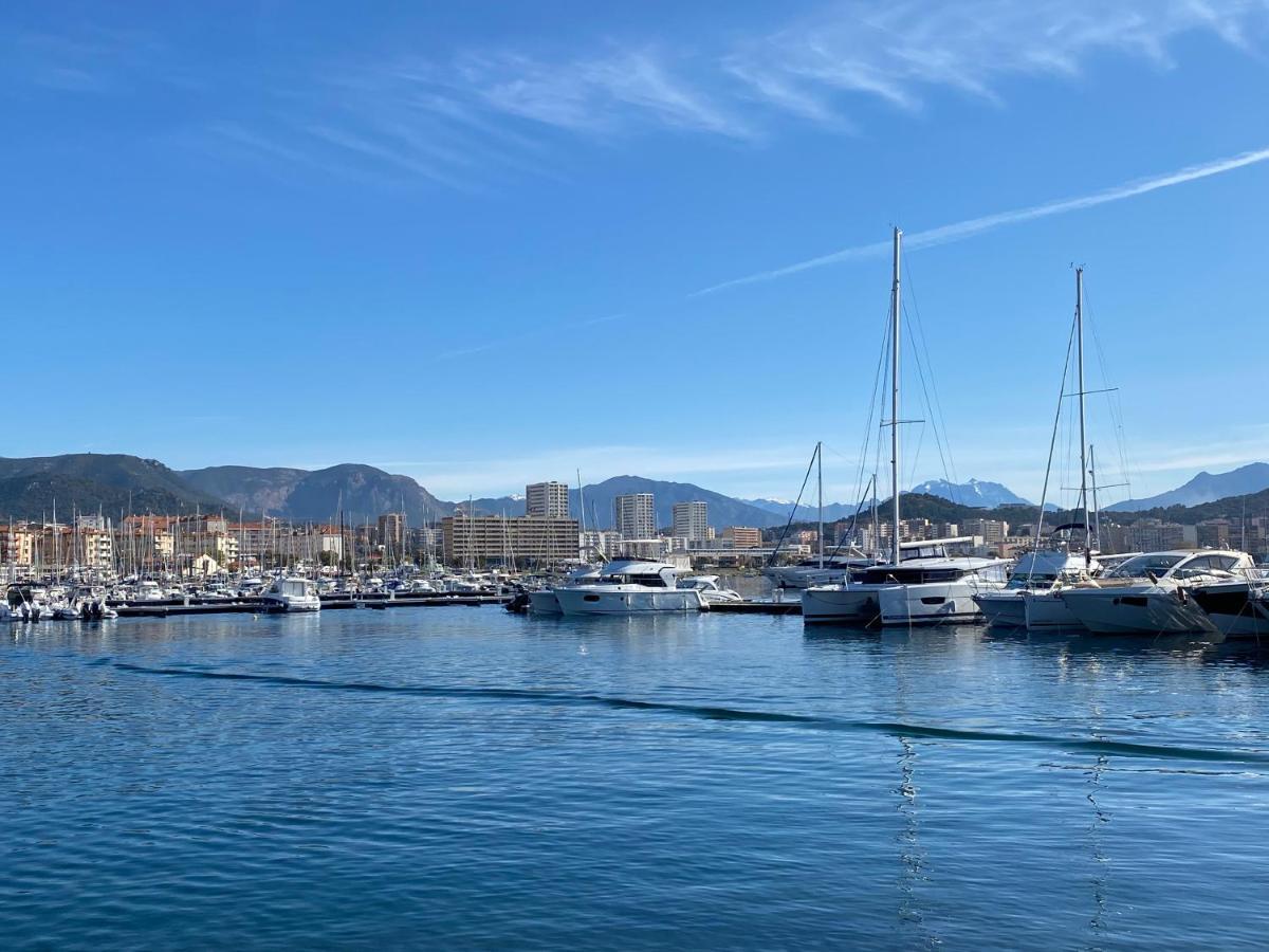 Holiday Inn Express Ajaccio By Ihg Екстериор снимка
