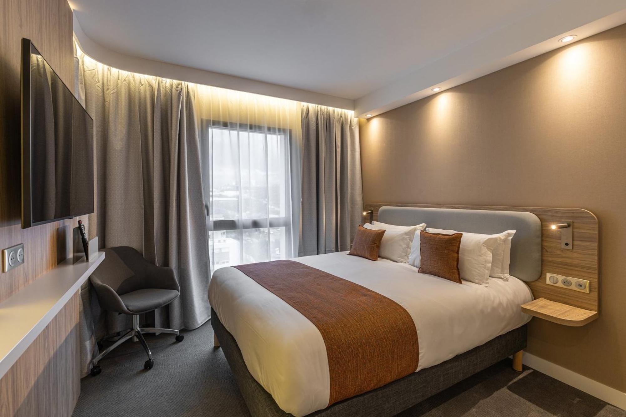 Holiday Inn Express Ajaccio By Ihg Екстериор снимка