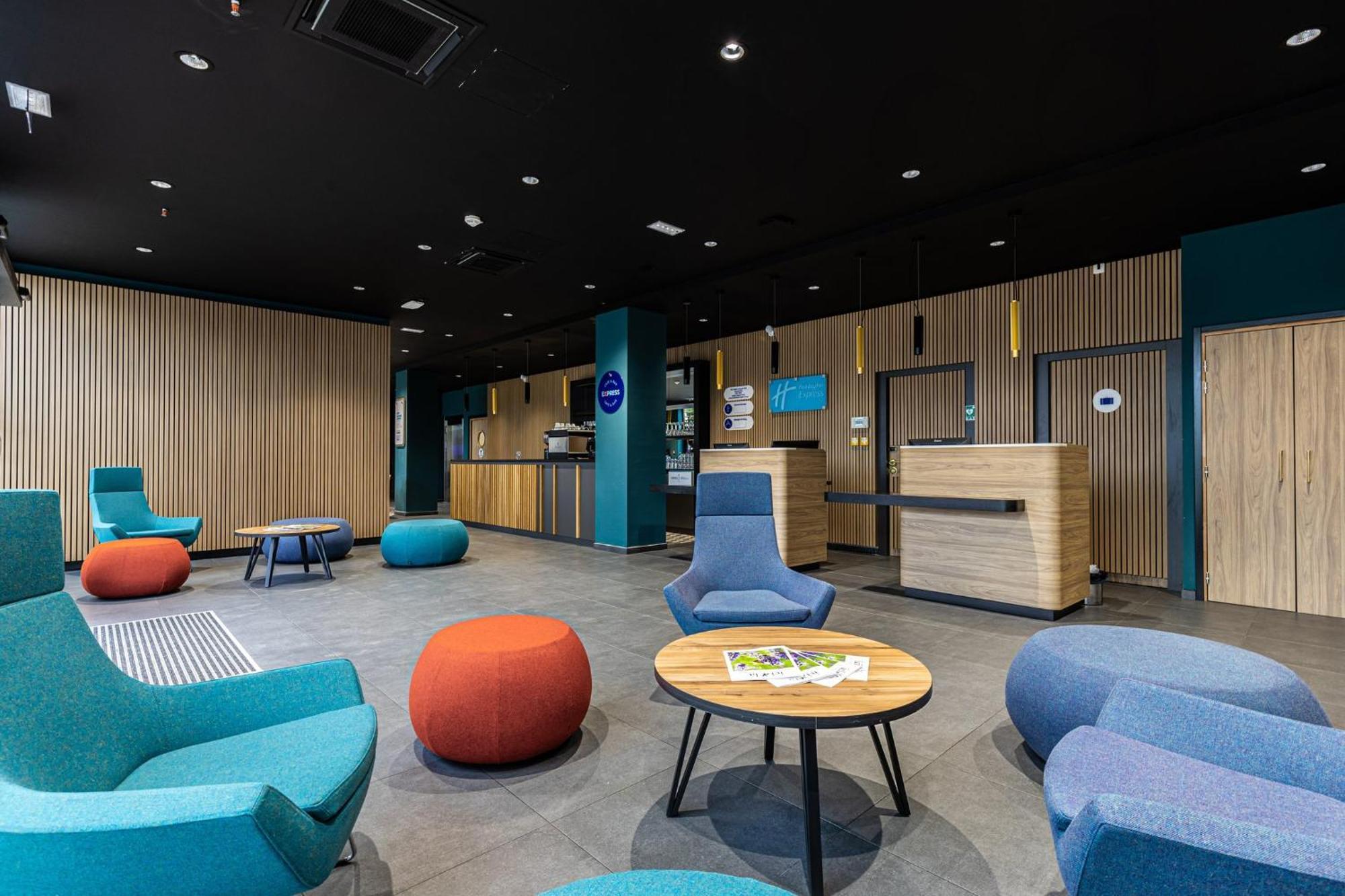 Holiday Inn Express Ajaccio By Ihg Екстериор снимка
