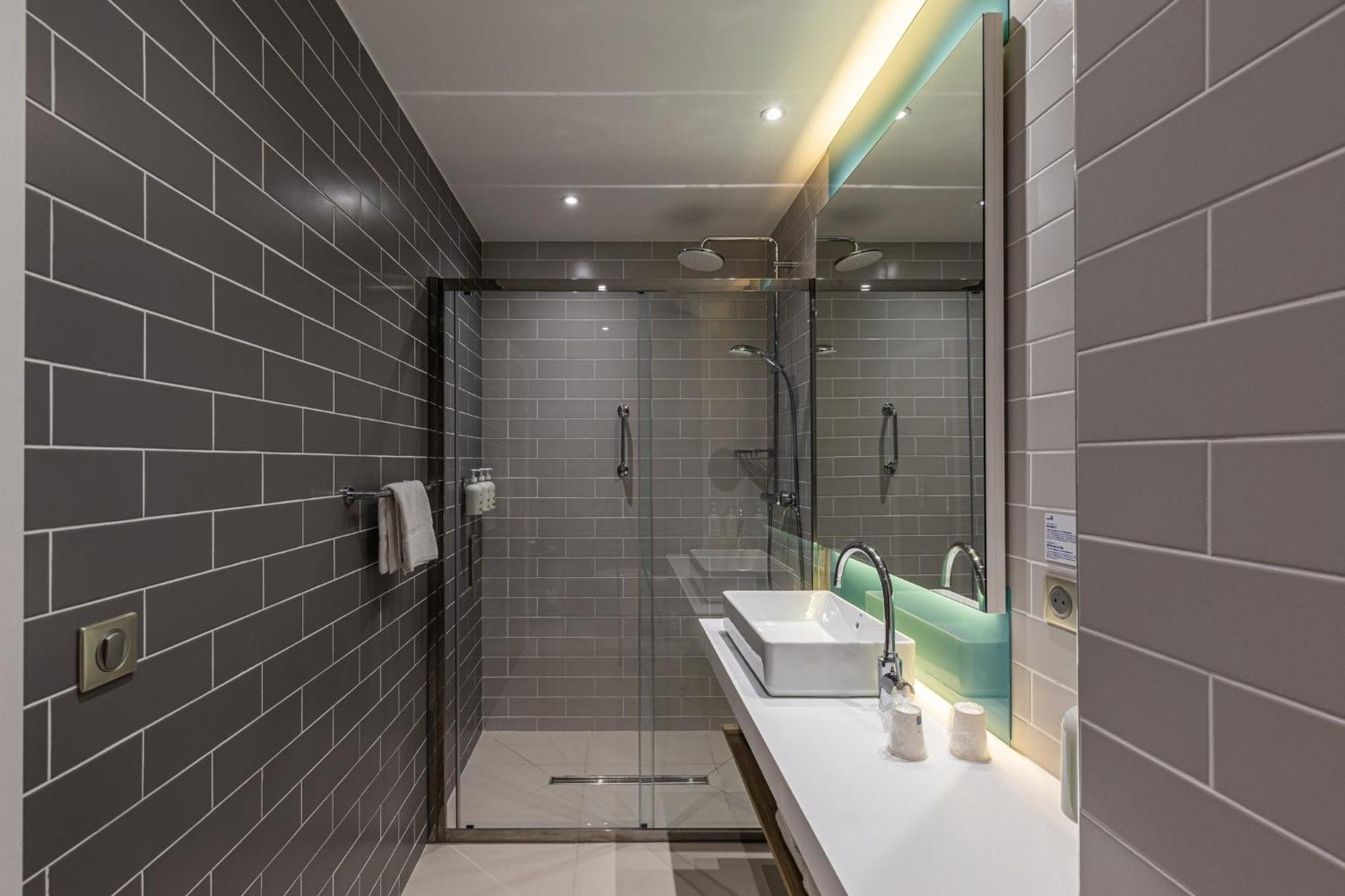 Holiday Inn Express Ajaccio By Ihg Екстериор снимка